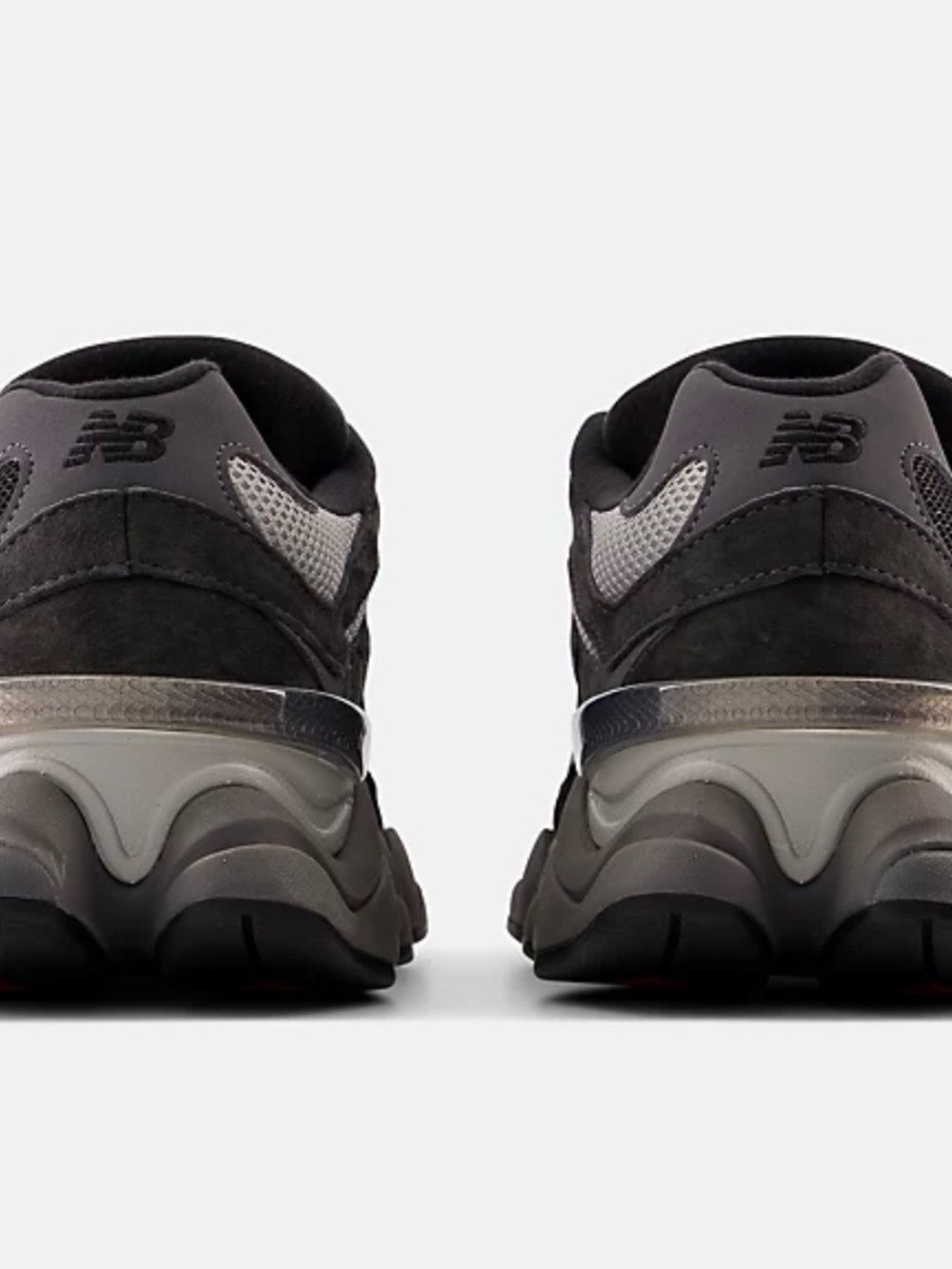 New Balance Black & Grey Athletic Sneakers with Red Details - Picture 4 of 5